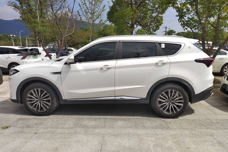 Used JETOUR X70 PLUS 2023 1.5T DCT Brave PLUS 7-Seater Left Side