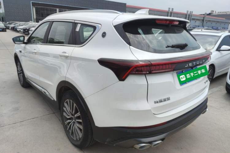Used JETOUR X70 PLUS 2023 1.5T DCT Brave PLUS 5-Seater Rear Left 45 Deg