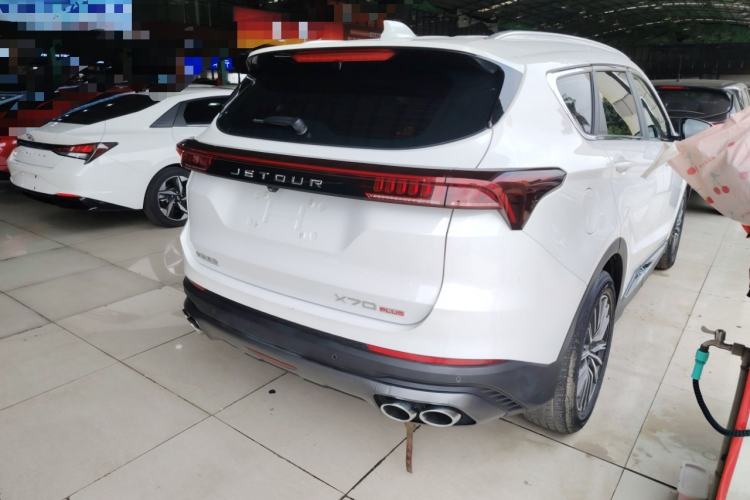 Used JETOUR X70 PLUS 2023 1.5T DCT Brave PLUS 7-Seater Rear Right 45 Deg