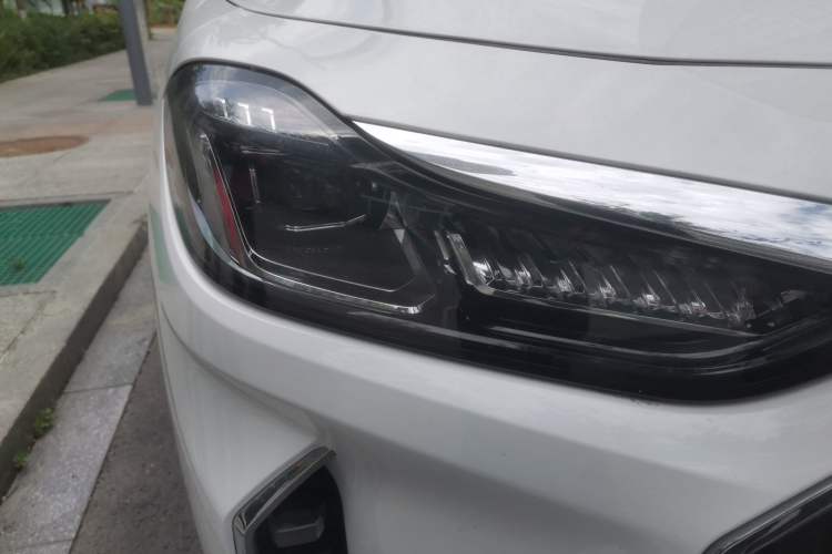 Used JETOUR X70 PLUS 2023 1.6T DCT Stronger 7-Seater Right Front Headlight