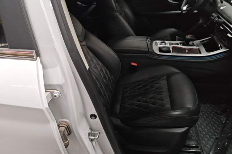 Used JETOUR X70 PLUS 2023 1.5T DCT Brave PLUS 7-Seater Right Front Seat