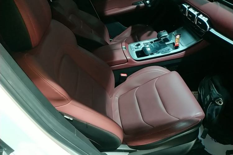 Used JETOUR X70 PLUS 2023 1.5T DCT Ziqiang PRO 7-Seater Right Front Seat
