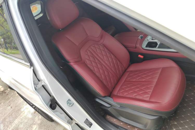Used JETOUR X70 PLUS 2023 1.5T DCT Brave PLUS 7-Seater Right Front Seat