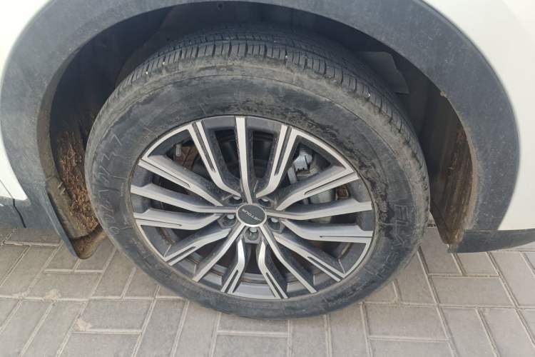 Used JETOUR X70 PLUS 2023 1.6T DCT Stronger 5-Seater Right Front Wheel Hub