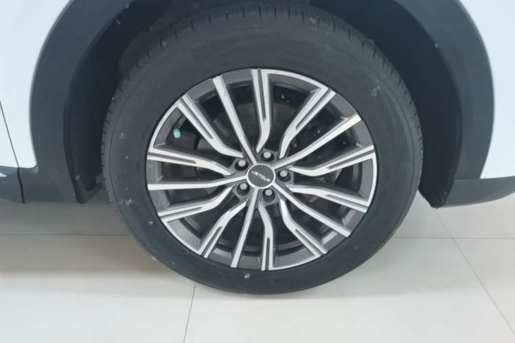 Used JETOUR X70 PLUS 2023 1.5T DCT Brave PLUS 5-Seater Right Front Wheel Hub