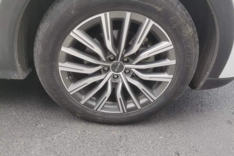 Used JETOUR X70 PLUS 2023 1.6T DCT Stronger 7-Seater Right Front Wheel Hub