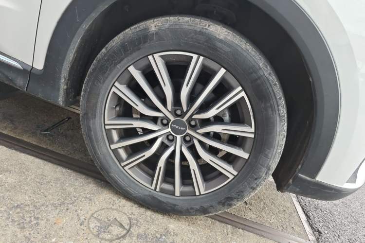 Used JETOUR X70 PLUS 2023 1.5T DCT Brave PLUS 5-Seater Right Front Wheel Hub