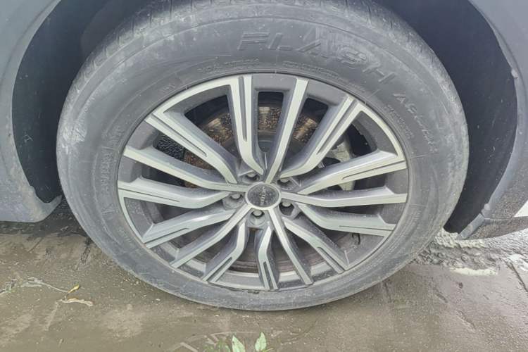 Used JETOUR X70 PLUS 2023 1.6T DCT Stronger 5-Seater Right Front Wheel Hub