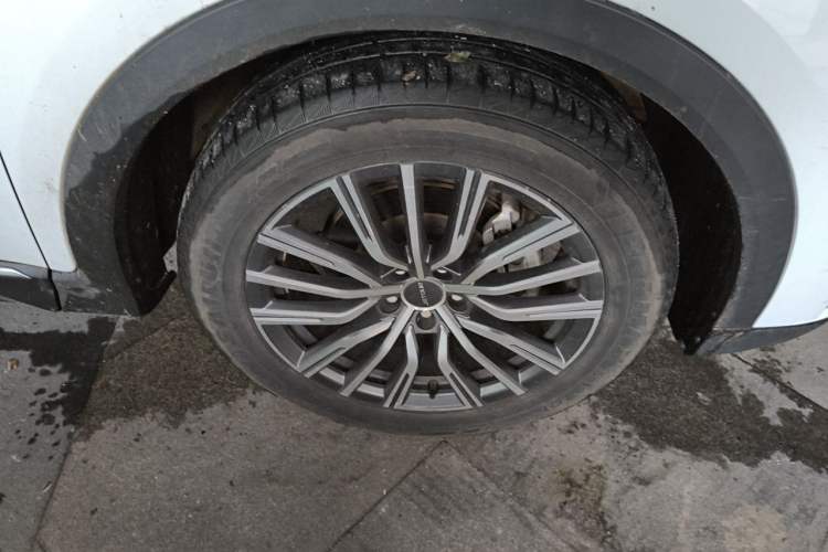 Used JETOUR X70 PLUS 2023 1.5T DCT Ziqiang PRO 5-Seater Right Front Wheel Hub