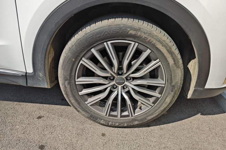 Used JETOUR X70 PLUS 2023 1.5T DCT Brave PLUS 5-Seater Right Front Wheel Hub