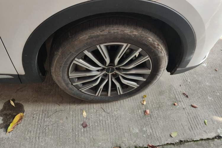 Used JETOUR X70 PLUS 2023 1.5T DCT Brave PLUS 7-Seater Right Front Wheel Hub
