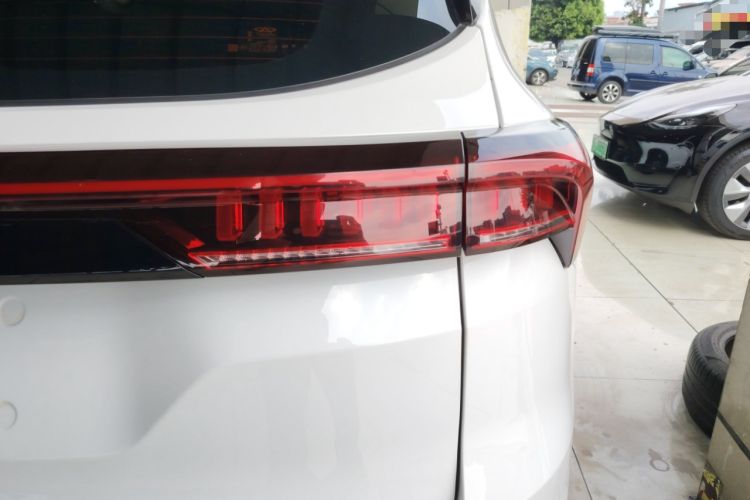 Used JETOUR X70 PLUS 2023 1.5T DCT Brave PLUS 7-Seater Right Rear Taillight