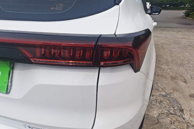 Used JETOUR X70 PLUS 2023 1.5T DCT Ziqiang PRO 5-Seater Right Rear Taillight