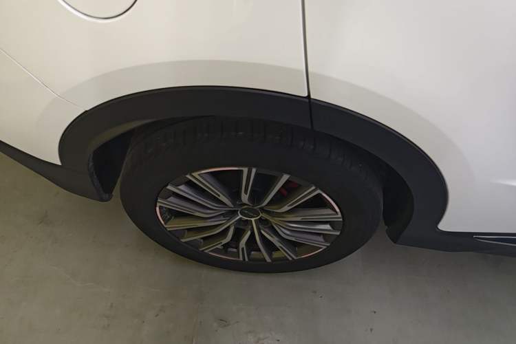 Used JETOUR X70 PLUS 2023 1.5T DCT Brave PLUS 5-Seater Right Rear Wheel Hub