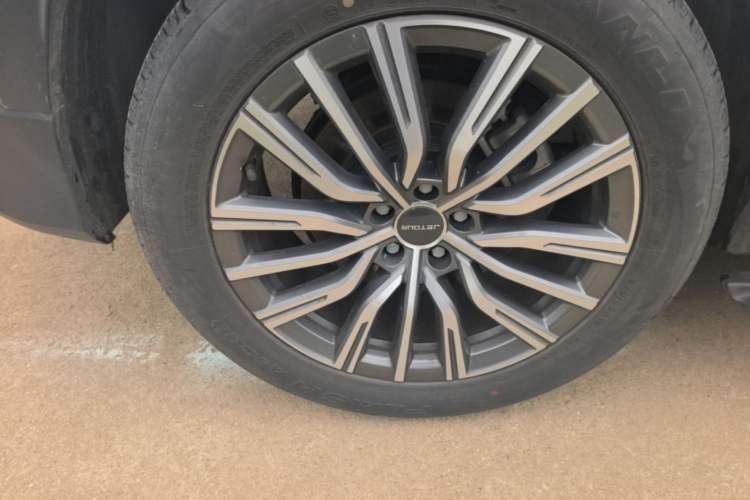 Used JETOUR X70 PLUS 2023 1.5T DCT Ziqiang PRO 7-Seater Right Rear Wheel Hub