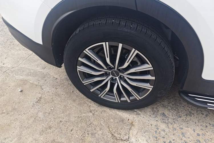 Used JETOUR X70 PLUS 2023 1.5T DCT Ziqiang PRO 5-Seater Right Rear Wheel Hub