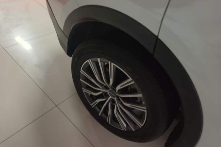 Used JETOUR X70 PLUS 2023 1.5T DCT Brave PLUS 5-Seater Right Rear Wheel Hub
