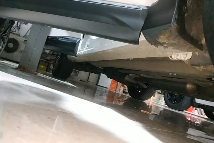Used JETOUR X70 PLUS 2023 1.5T DCT Ziqiang PRO 7-Seater Right Side Sill