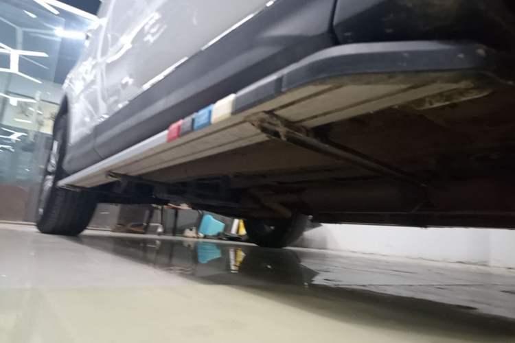 Used JETOUR X70 PLUS 2023 1.5T DCT Brave PLUS 5-Seater Right Side Sill