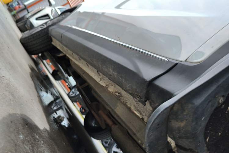 Used JETOUR X70 PLUS 2023 1.5T CVT Ziqiang MAX 5-Seater Right Side Sill