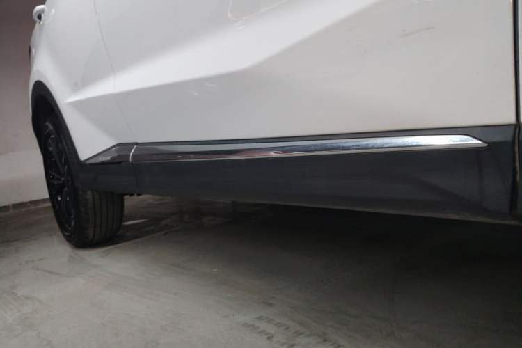 Used JETOUR X70 PLUS 2023 1.5T DCT Ziqiang PRO 5-Seater Right Side Sill