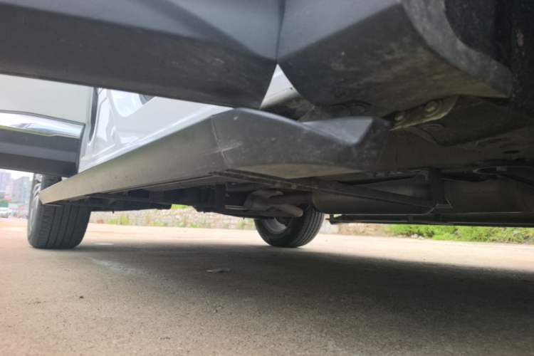 Used JETOUR X70 PLUS 2023 1.5T DCT Ziqiang PRO 7-Seater Right Side Sill