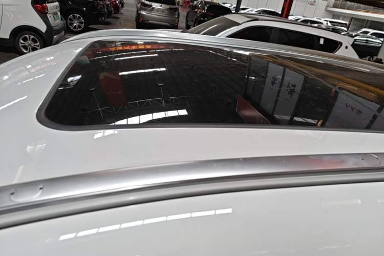 Used JETOUR X70 PLUS 2023 1.5T DCT Brave PLUS 7-Seater Roof