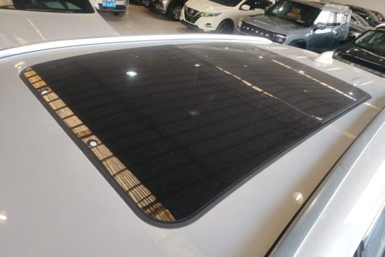 Used JETOUR X70 PLUS 2023 1.5T DCT Brave PLUS 5-Seater Roof