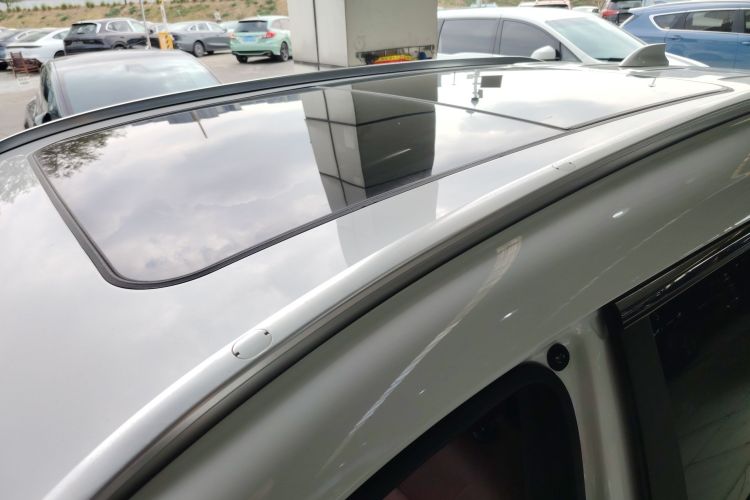 Used JETOUR X70 PLUS 2023 1.5T DCT Brave PLUS 7-Seater Roof