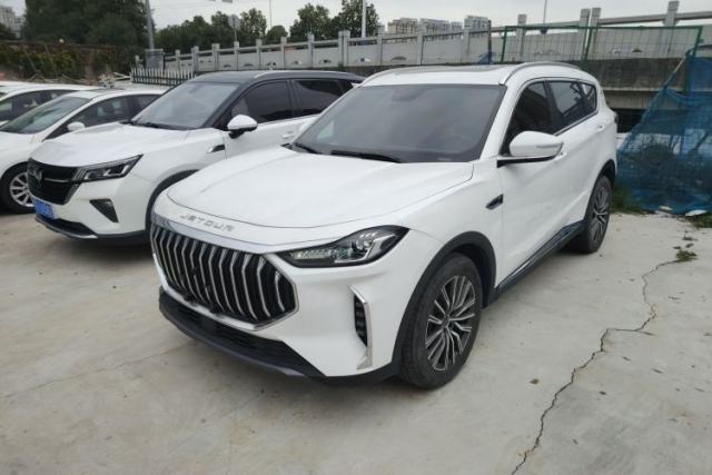 Used JETOUR X70 PLUS 2023 1.6T DCT Stronger 5-Seater