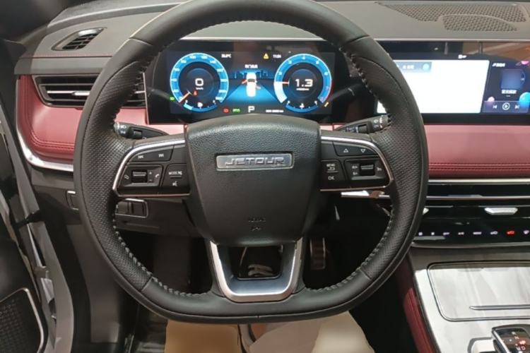 Used JETOUR X70 PLUS 2023 1.5T DCT Brave PLUS 7-Seater Steering Wheel