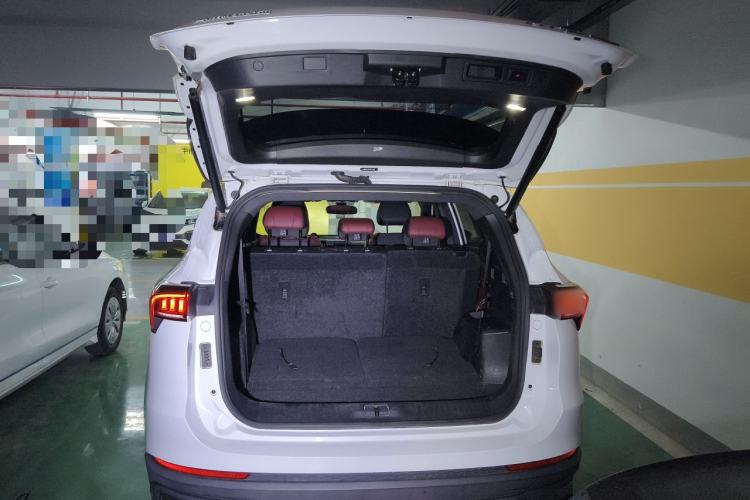 Used JETOUR X70 PLUS 2023 1.5T DCT Ziqiang PRO 7-Seater Trunk