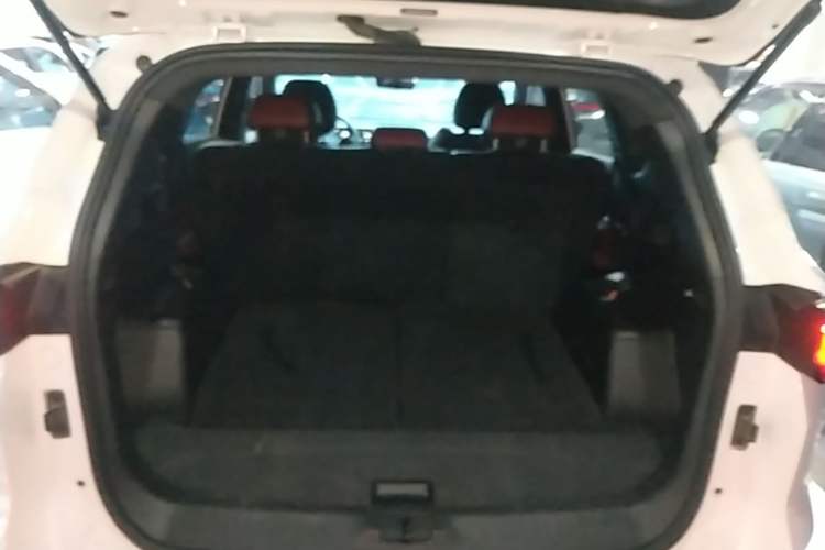 Used JETOUR X70 PLUS 2023 1.5T DCT Ziqiang PRO 7-Seater Trunk
