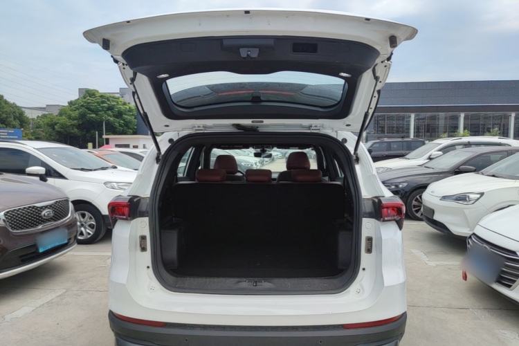 Used JETOUR X70 PLUS 2023 1.5T DCT Brave PLUS 5-Seater Trunk