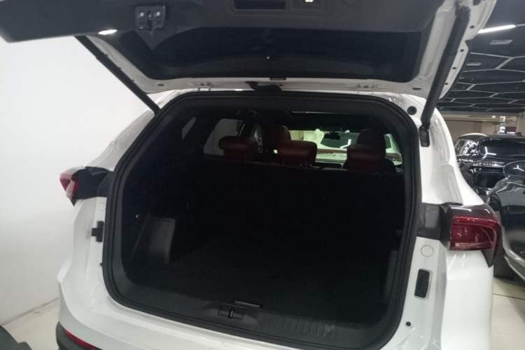 Used JETOUR X70 PLUS 2023 1.5T DCT Brave PLUS 5-Seater Trunk