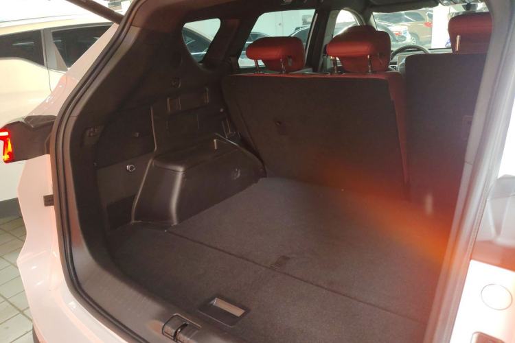 Used JETOUR X70 PLUS 2023 1.6T DCT Stronger 5-Seater Trunk