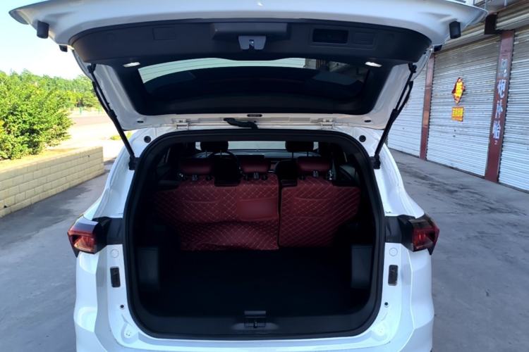 Used JETOUR X70 PLUS 2023 1.6T DCT Stronger 5-Seater Trunk