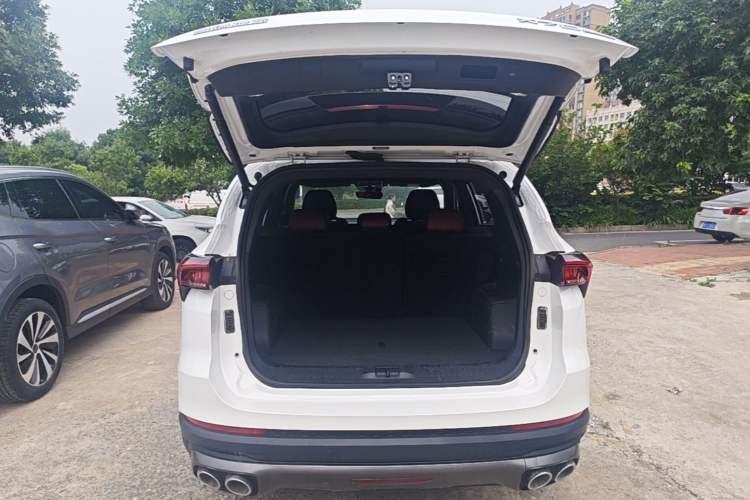Used JETOUR X70 PLUS 2023 1.5T DCT Ziqiang PRO 5-Seater Trunk