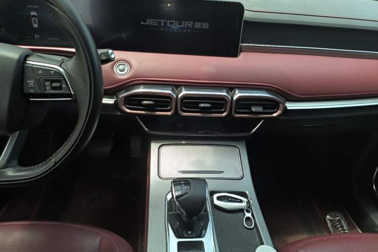 Used JETOUR X70 PLUS 2024 Champion Edition 1.5T DCT Champion PRO 7-Seater Audio And AC Panel