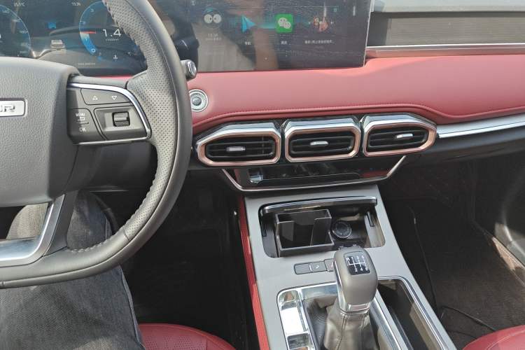 Used JETOUR X70 PLUS 2024 Champion Edition 1.5T Manual Champion 5-Seater Audio And AC Panel