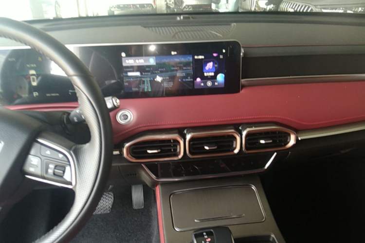 Used JETOUR X70 PLUS 2024 Champion Edition 1.5T DCT Champion MAX 7-Seater Audio And AC Panel