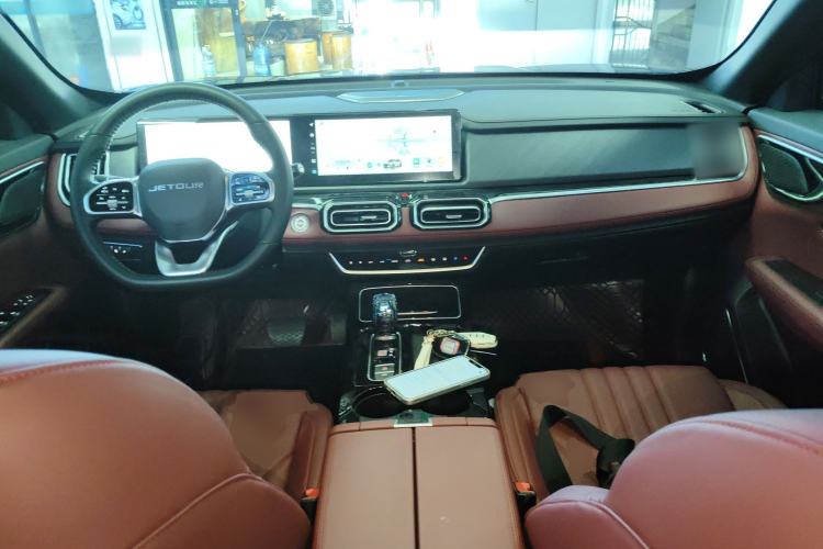 Used JETOUR X70 PLUS 2024 Champion Edition 1.5T DCT Champion PRO 5-Seater Center Console