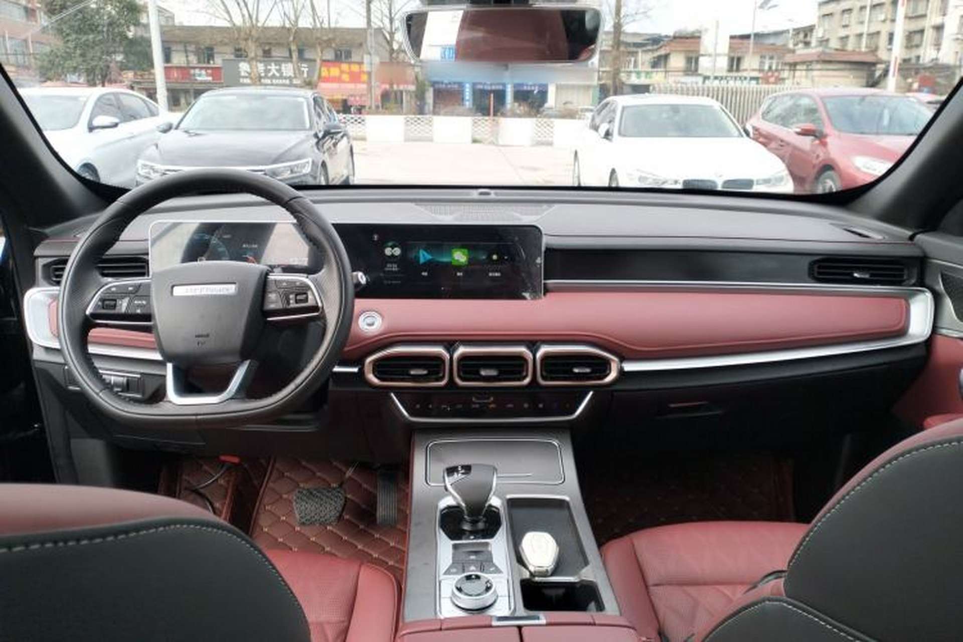 Used JETOUR X70 PLUS 2024 Champion Edition 1.5T DCT Champion PRO 5-Seater Center Console