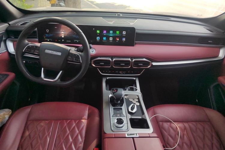 Used JETOUR X70 PLUS 2024 Champion Edition 1.5T DCT Champion PRO 5-Seater Center Console