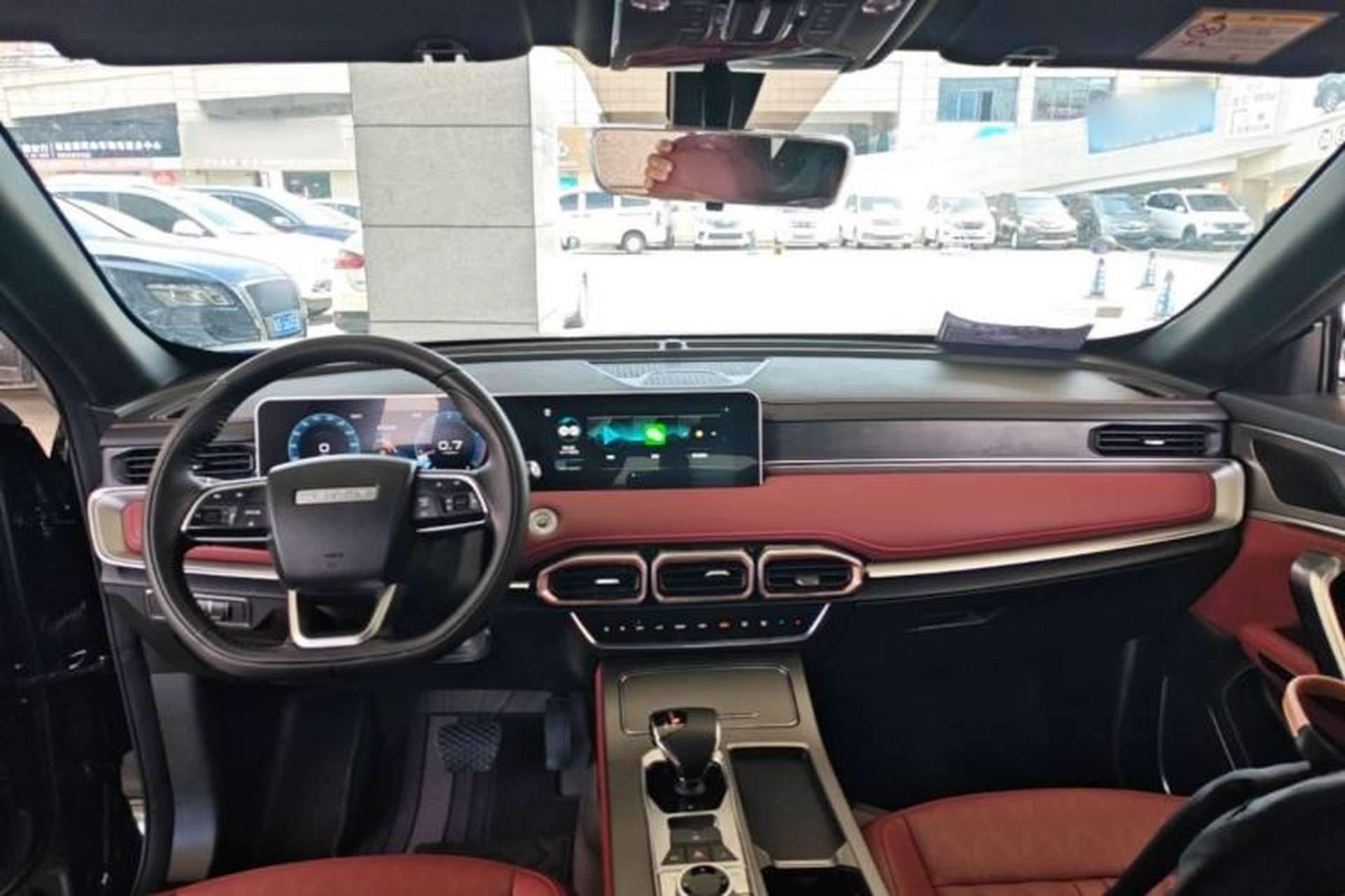Used JETOUR X70 PLUS 2024 Champion Edition 1.5T DCT Champion PRO 5-Seater Center Console