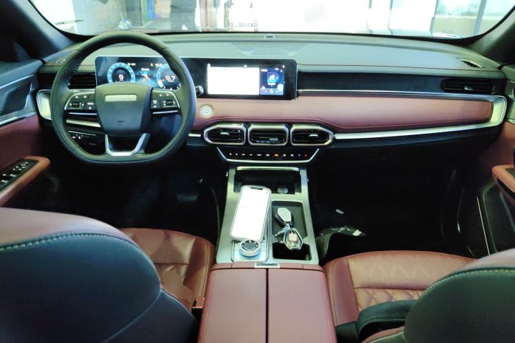 Used JETOUR X70 PLUS 2024 Champion Edition 1.5T DCT Champion MAX 5-Seater Center Console