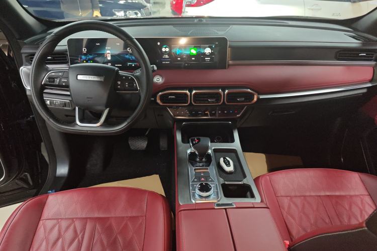 Used JETOUR X70 PLUS 2024 Champion Edition 1.5T DCT Champion PRO 5-Seater Center Console