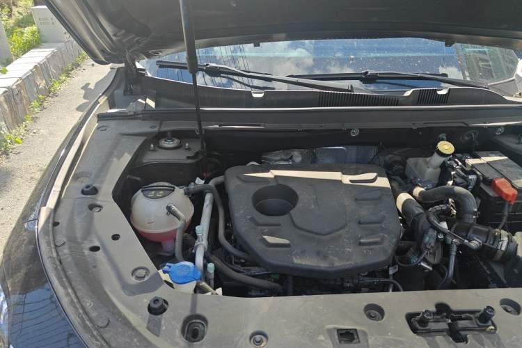 Used JETOUR X70 PLUS 2024 Champion Edition 1.5T DCT Champion MAX 7-Seater Engine Bay Right