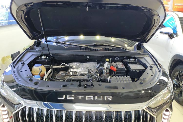 Used JETOUR X70 PLUS 2024 Champion Edition 1.5T DCT Champion MAX 5-Seater Engine Bay