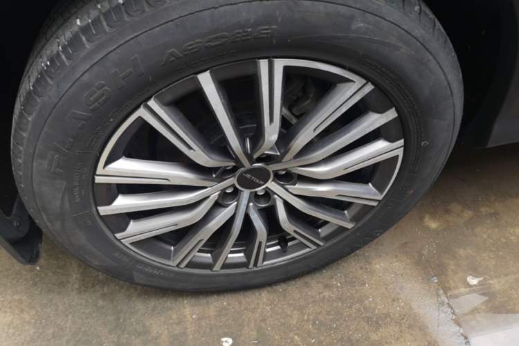 Used JETOUR X70 PLUS 2024 Champion Edition 1.5T DCT Champion MAX 7-Seater Exterior 2